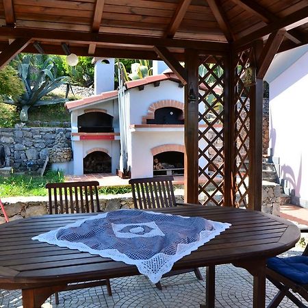 Villa Il Pettirosso La Spezia Buitenkant foto
